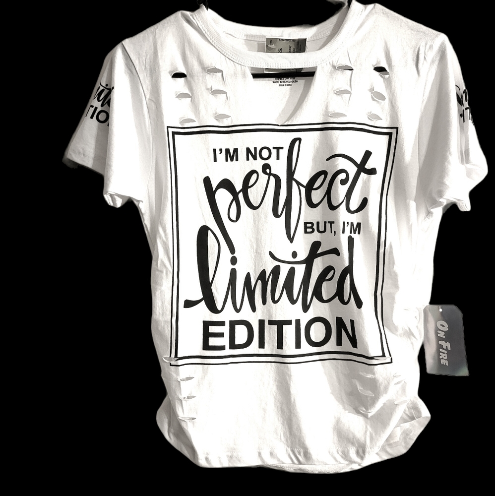 On Fire Short T-Shirt Medium Tee